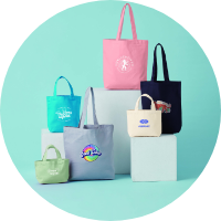 選べる素材＆印刷で世界観をしっかり表現