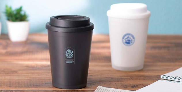 プラスチック素材