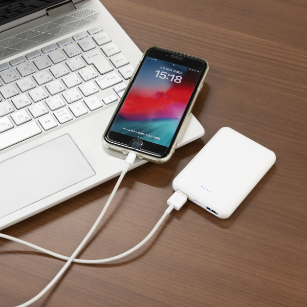 ポケットバッテリー5000