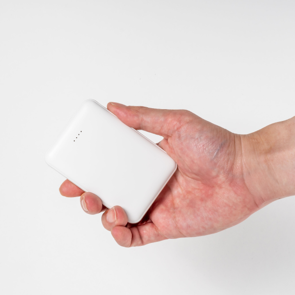 ポケットバッテリー5000