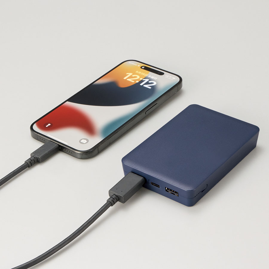 全面印刷できるモバイルチャージャー8000 スクエア