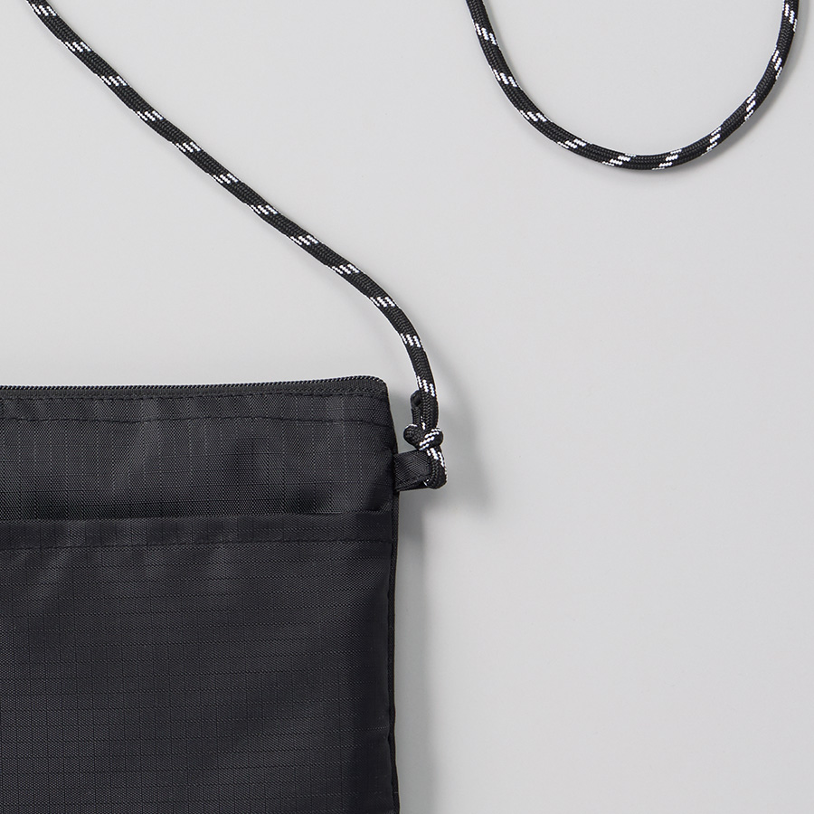 リップストップポケットサコッシュ